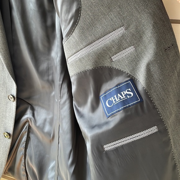 CHAP’S suit jacket 44s suits pants 38x32 - Picture 3 of 10